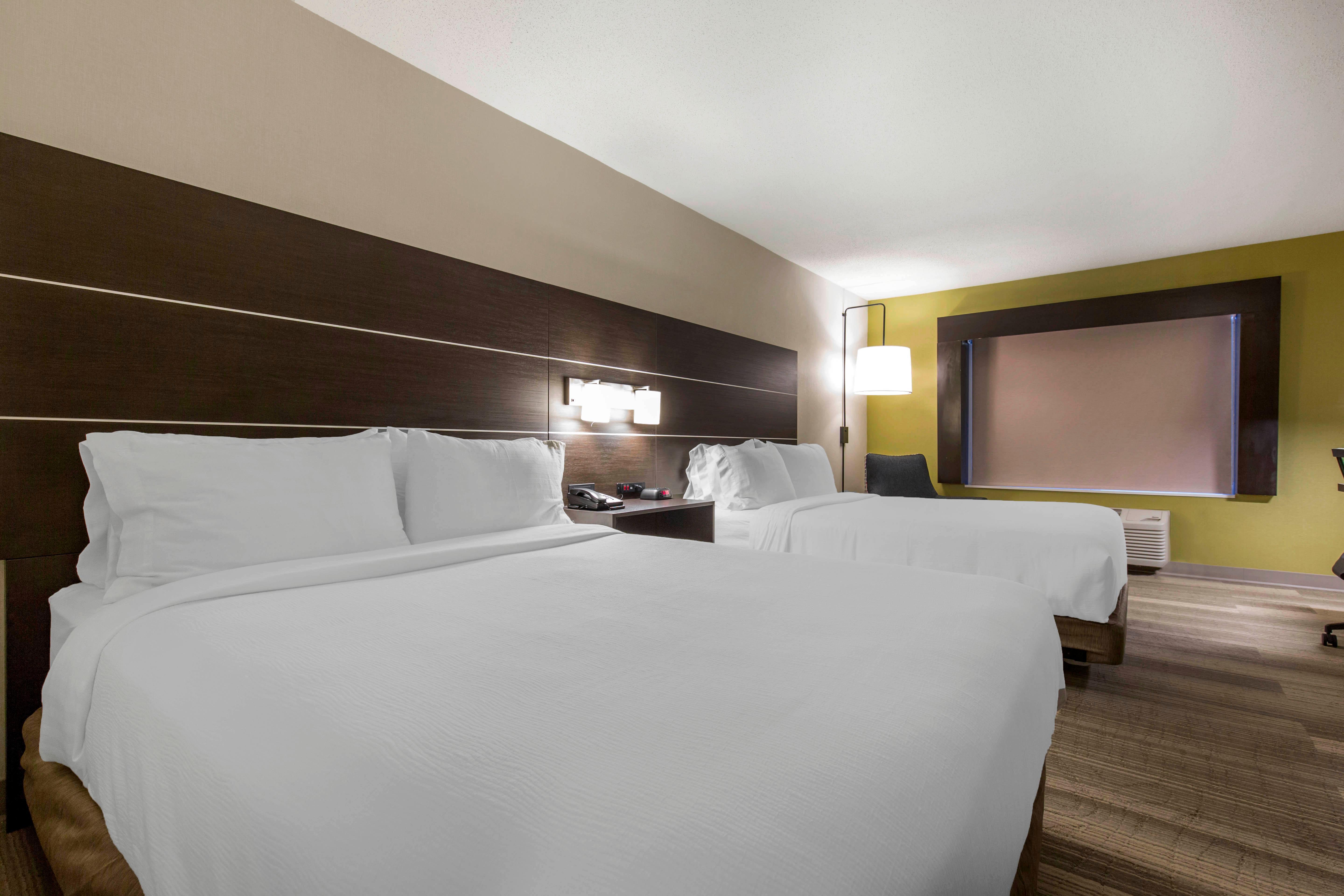 Holiday Inn Express And Suites Chicago West - St Charles, An Ihg Hotel Saint Charles Εξωτερικό φωτογραφία
